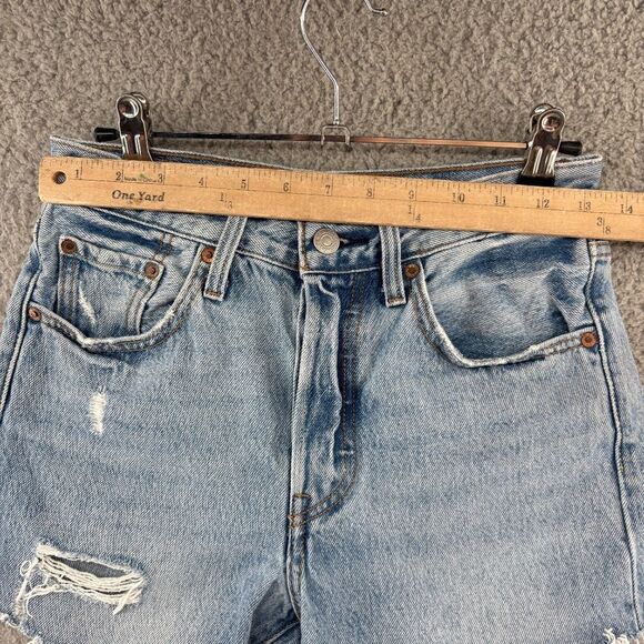 Levi 501 Distressed Denim Shorts High Waisted Sz 25 light blue - Picture 3 of 12